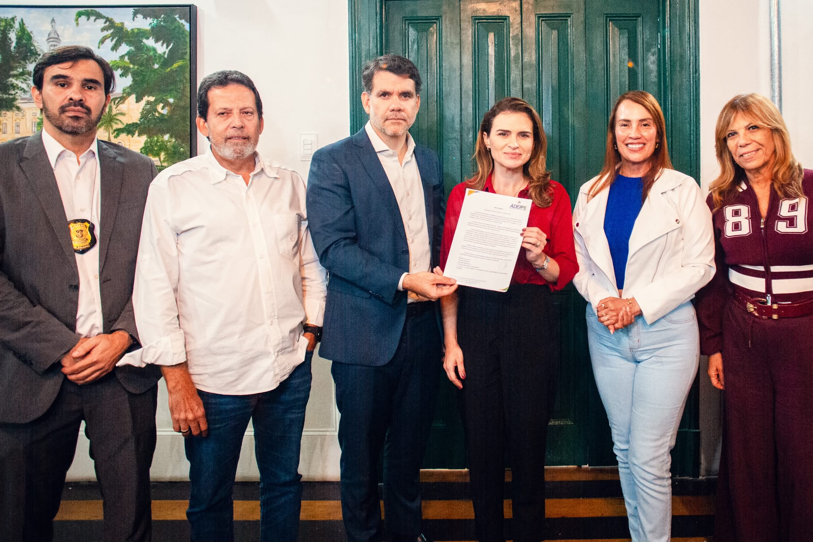 Marília Arraes inicia agenda de debates sobre feminicídio em Pernambuco e se reúne com delegados e policiais para discutir medidas de proteção às mulheres