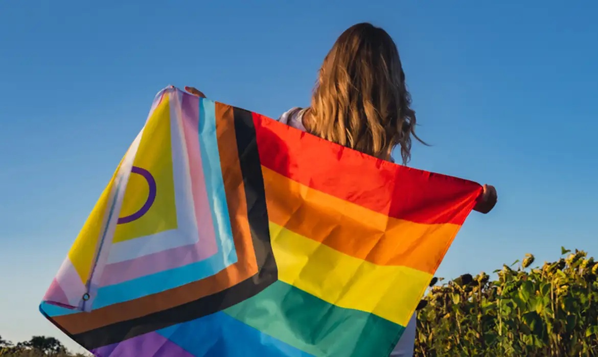 O Brasil é de Todas as Cores Para Todas as Pessoas é o tema da campanha do Governo Federal