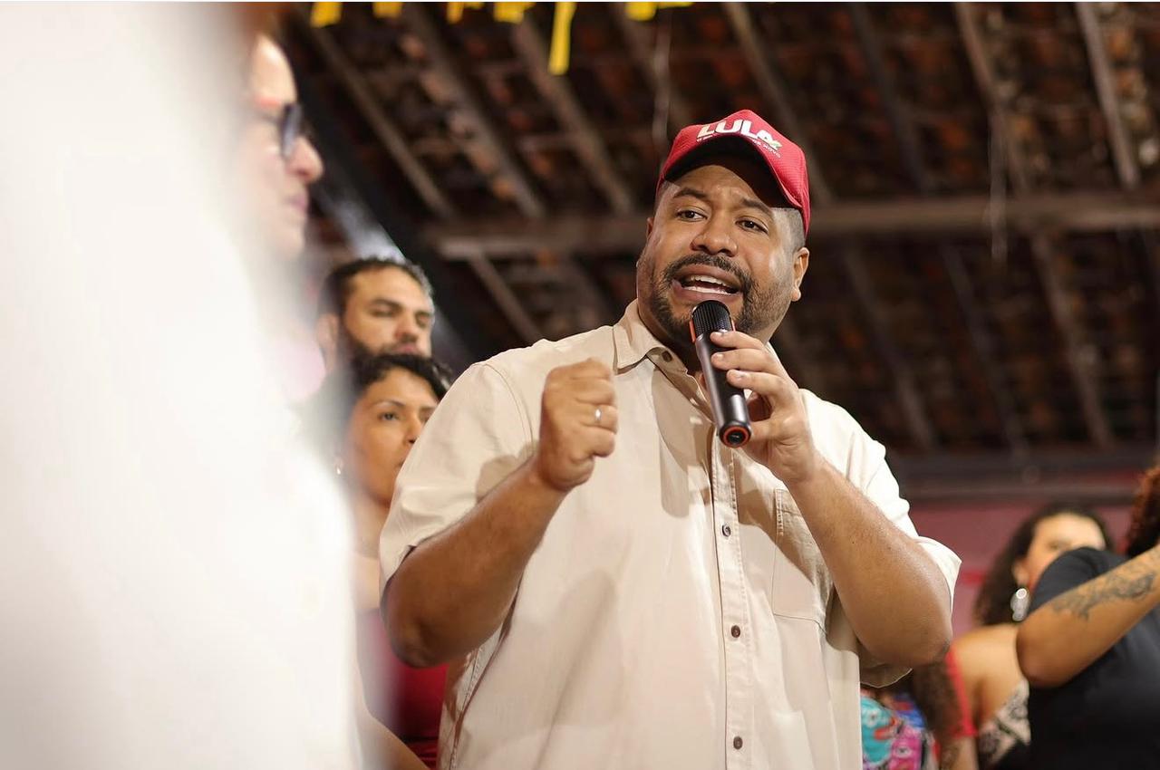 Vinicius Castello assume a presidência do PCdoB em Olinda por dois anos, reforça articulações políticas e amplia projeção para a disputa de uma vaga na Alepe em 2026