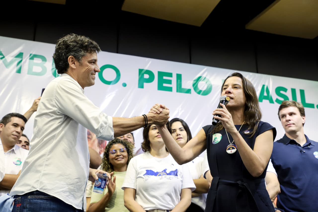 Daniel Coelho confirmou sua pré-candidatura a deputado federal pelo PSD durante evento em Olinda ao lado da governadora Raquel Lyra e da vice Priscila Krause