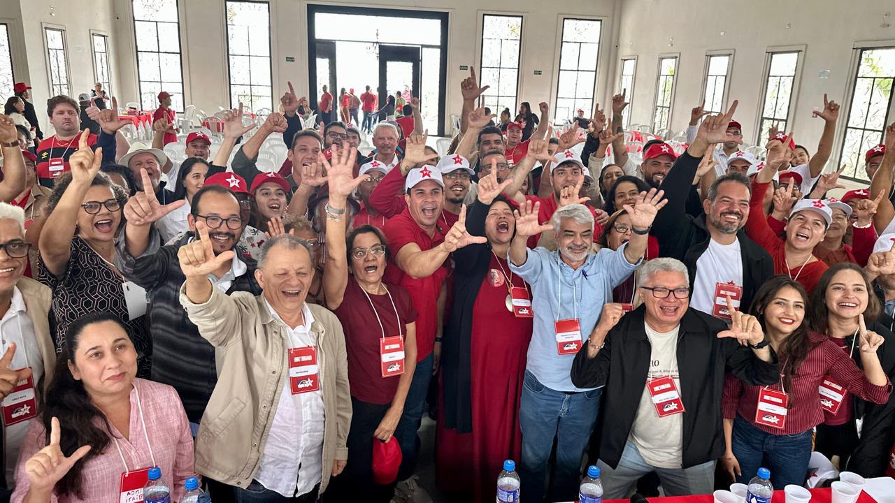 Diretório Estadual do PT também confirmou Luciano Bivar como primeiro suplente da candidatura ao Senado e definiu prioridades para a mobilização eleitoral em Pernambuco.