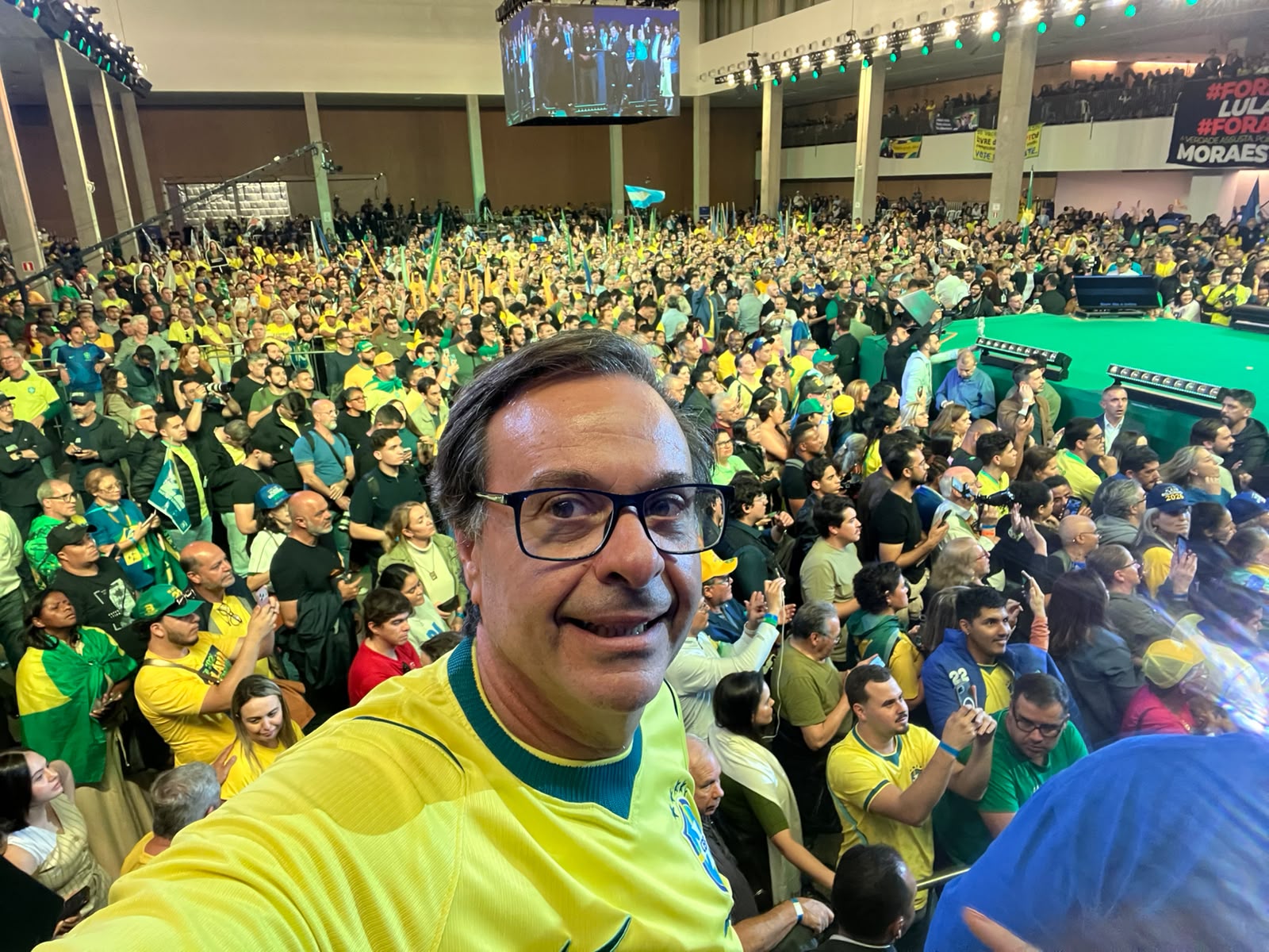 Gilson Machado participou da convenção de Flávio Bolsonaro, representou o Podemos e defendeu a união da direita para as eleições