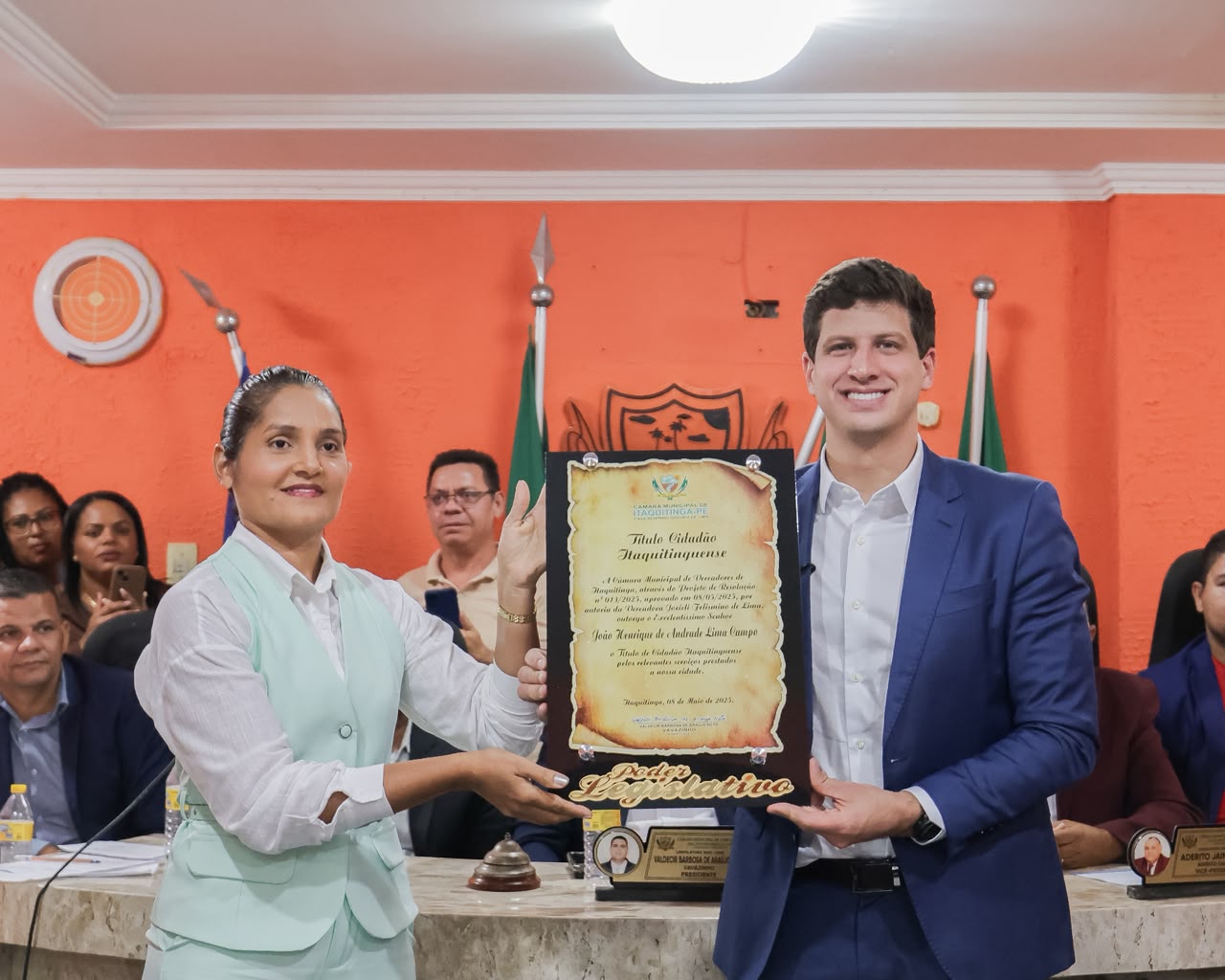 João Campos recebeu o Título de Cidadão de Itaquitinga, agradeceu a homenagem e reforçou propostas para segurança, saúde e desenvolvimento da Mata Norte