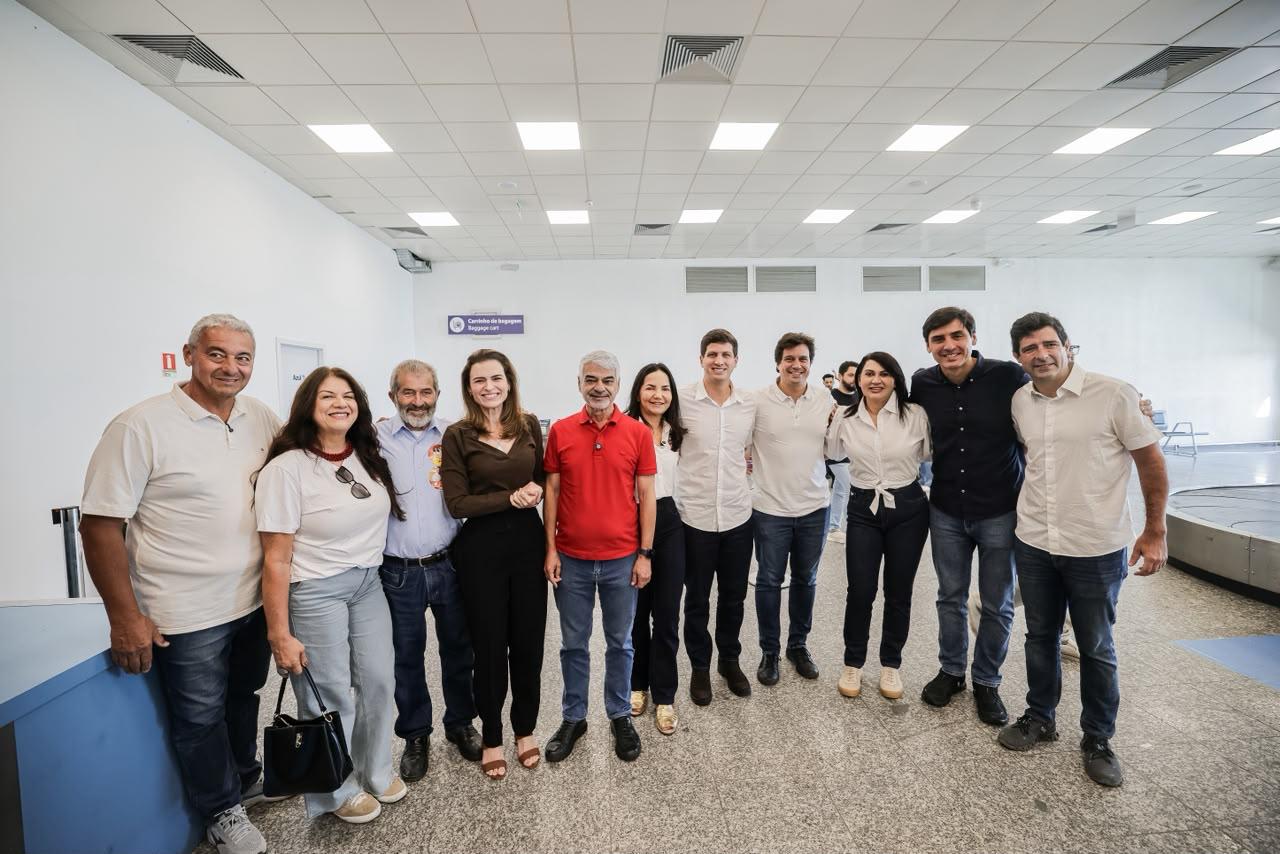 João Campos visitou o Projeto Muquém, em Petrolina, ouviu produtores rurais e defendeu um novo ciclo de investimentos para fortalecer a agricultura irrigada no Vale do São Francisco.