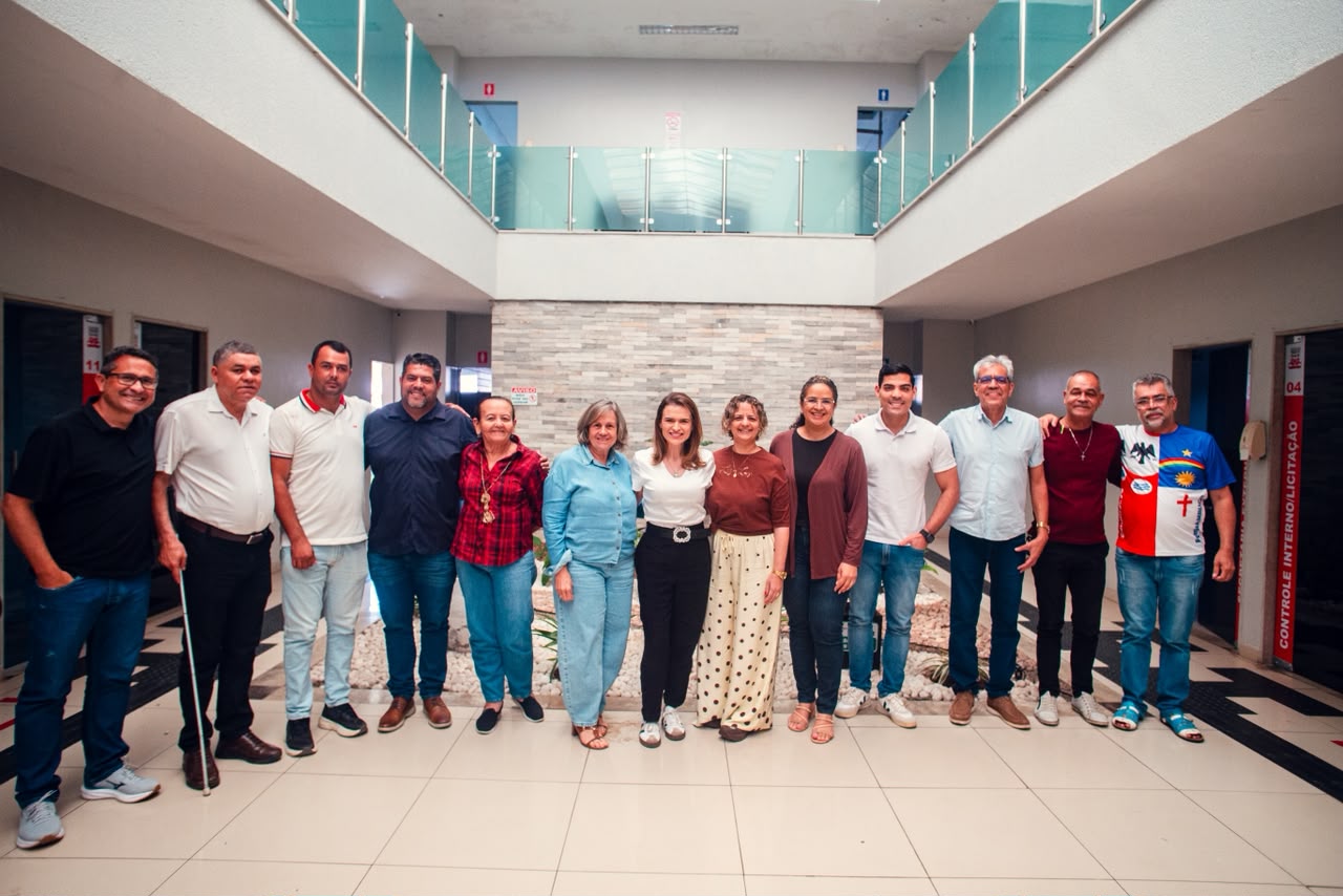 Marília Arraes recebe apoio de 14 dos 17 vereadores de Garanhuns, amplia base política no Agreste e fortalece palanque de João Campos e Lula